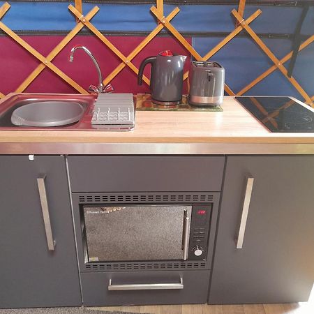 Orchard View Yurt & Hot Tub Somerset Weston-super-Mare Extérieur photo